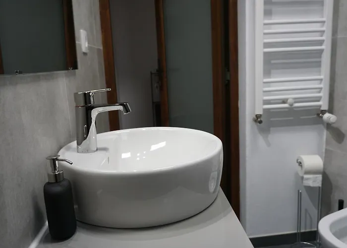 Velaris Downtown Retreat * Bucharest