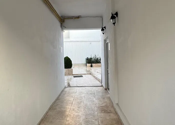 Apartment Velaris Downtown Retreat Bucharest